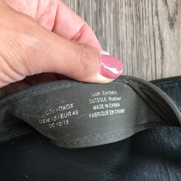 OluKai flip flops - Picture 5 of 5